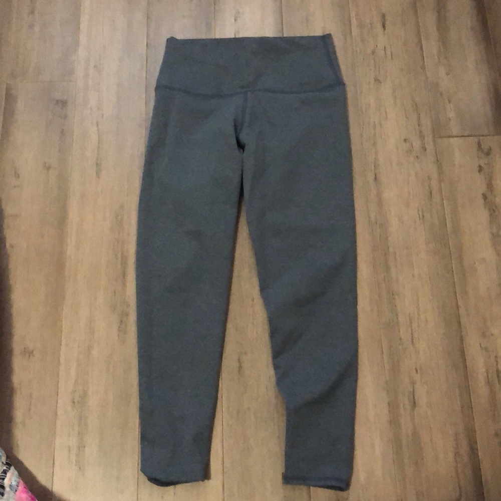 Grey Aerie Leggings